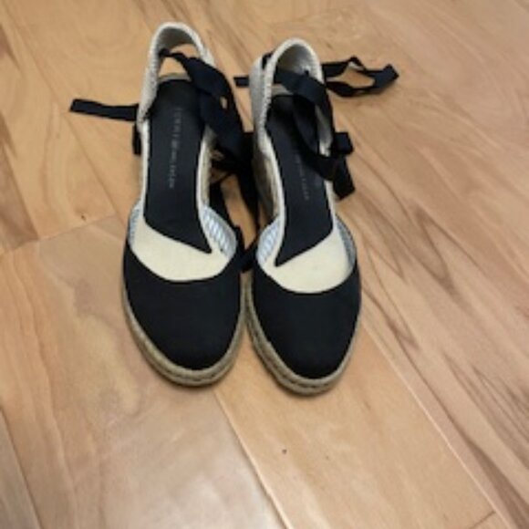 Tommy Hilfiger lace up espadrilles black/beige combo size 6.5M - Picture 7 of 13